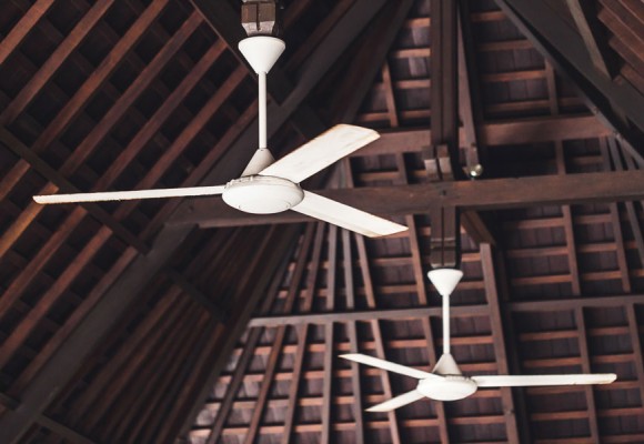 Ventiladores de techo en invierno y cómo puedes ahorrar en tu factura de la luz.